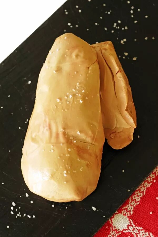 Lobes de foie gras cru déveinés – qualité extra – Ferme d’Enjacquet, Gers